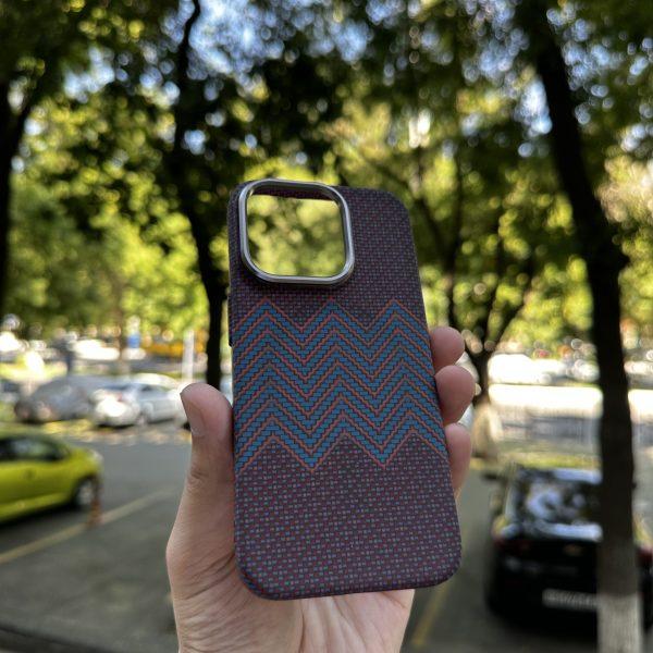 Карбоновый чехол для iPhone15 Pro и iPhone15 Pro Max — изображение 13