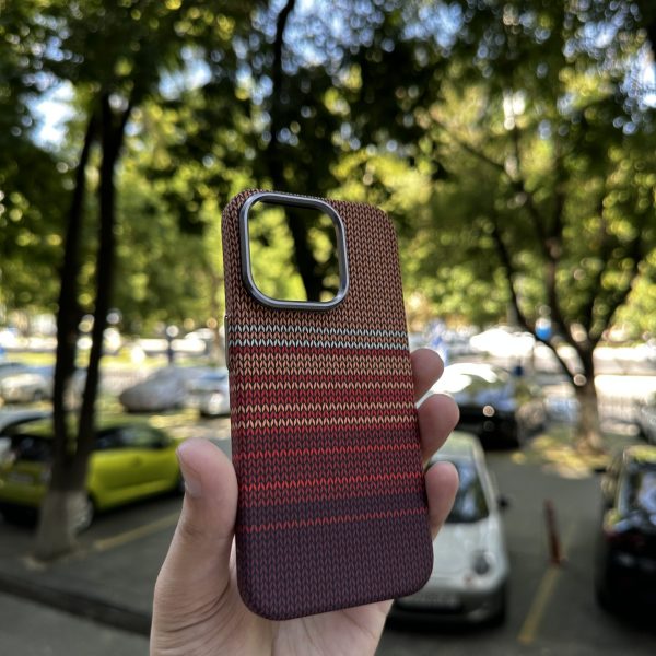 Карбоновый чехол для iPhone15 Pro и iPhone15 Pro Max — изображение 2